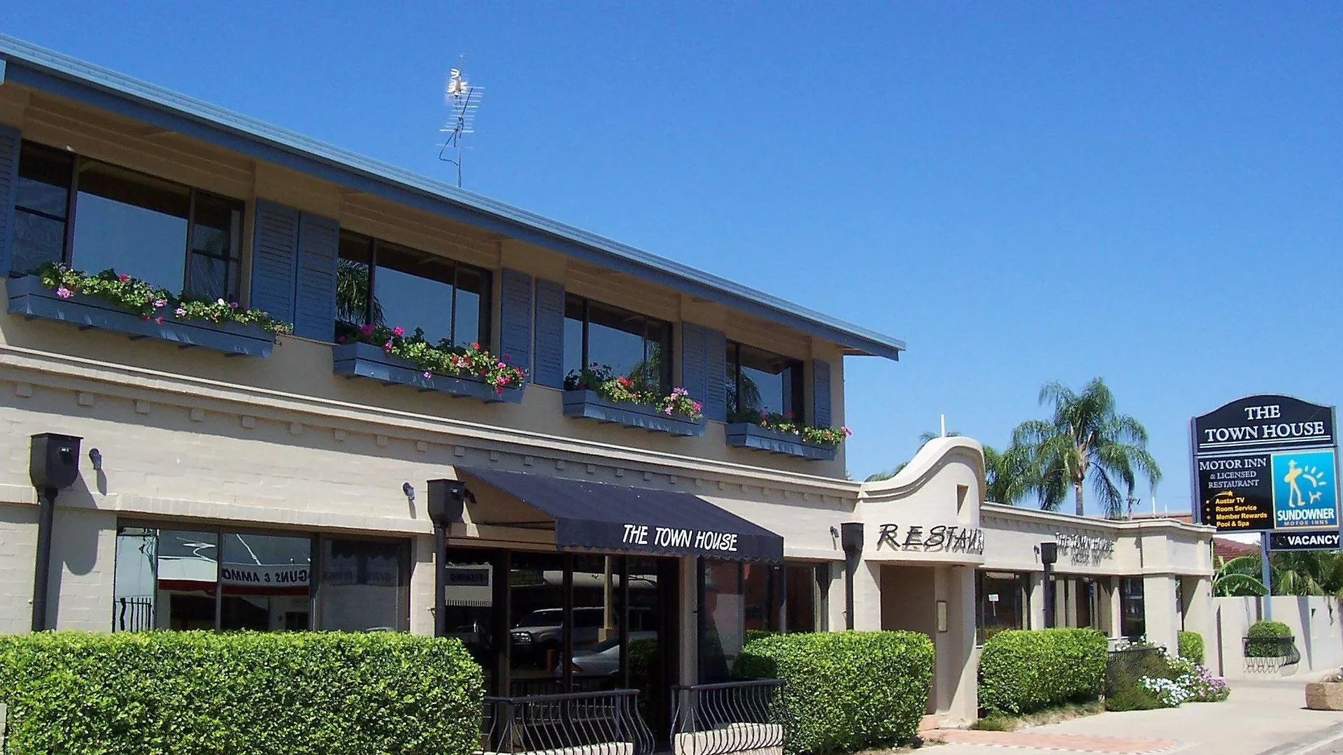 The Town House Motor Inn Goondiwindi Motel