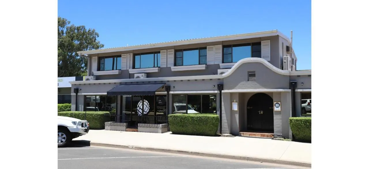 The Town House Motor Inn Goondiwindi 3*,