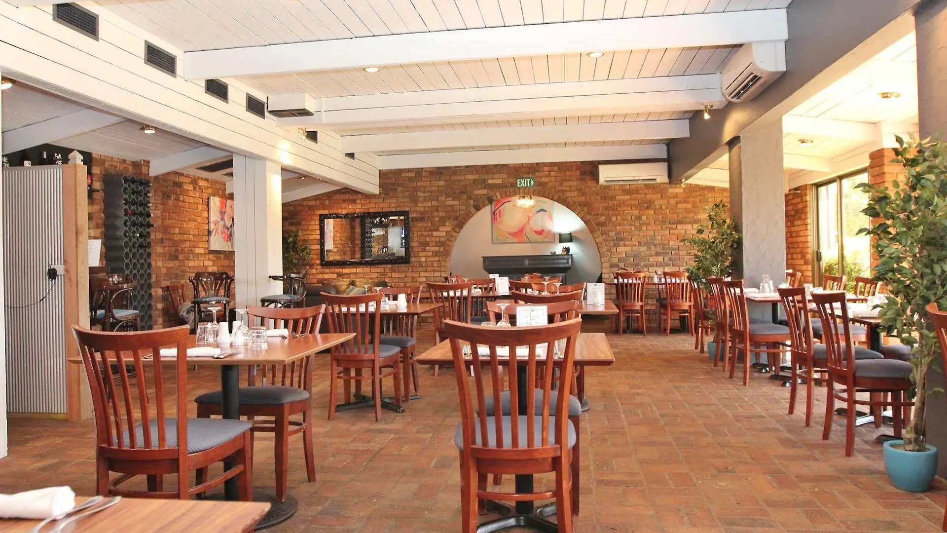The Town House Motor Inn 군두윈디 3*,